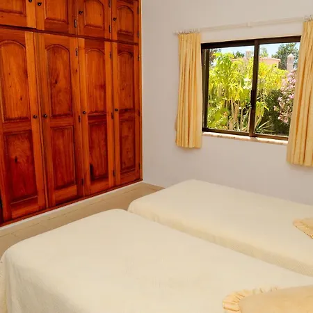 Vivenda Cinquenta E Sete Villa *